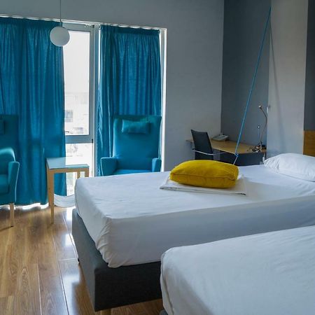 Transit Hotel Central Skopje Buitenkant foto