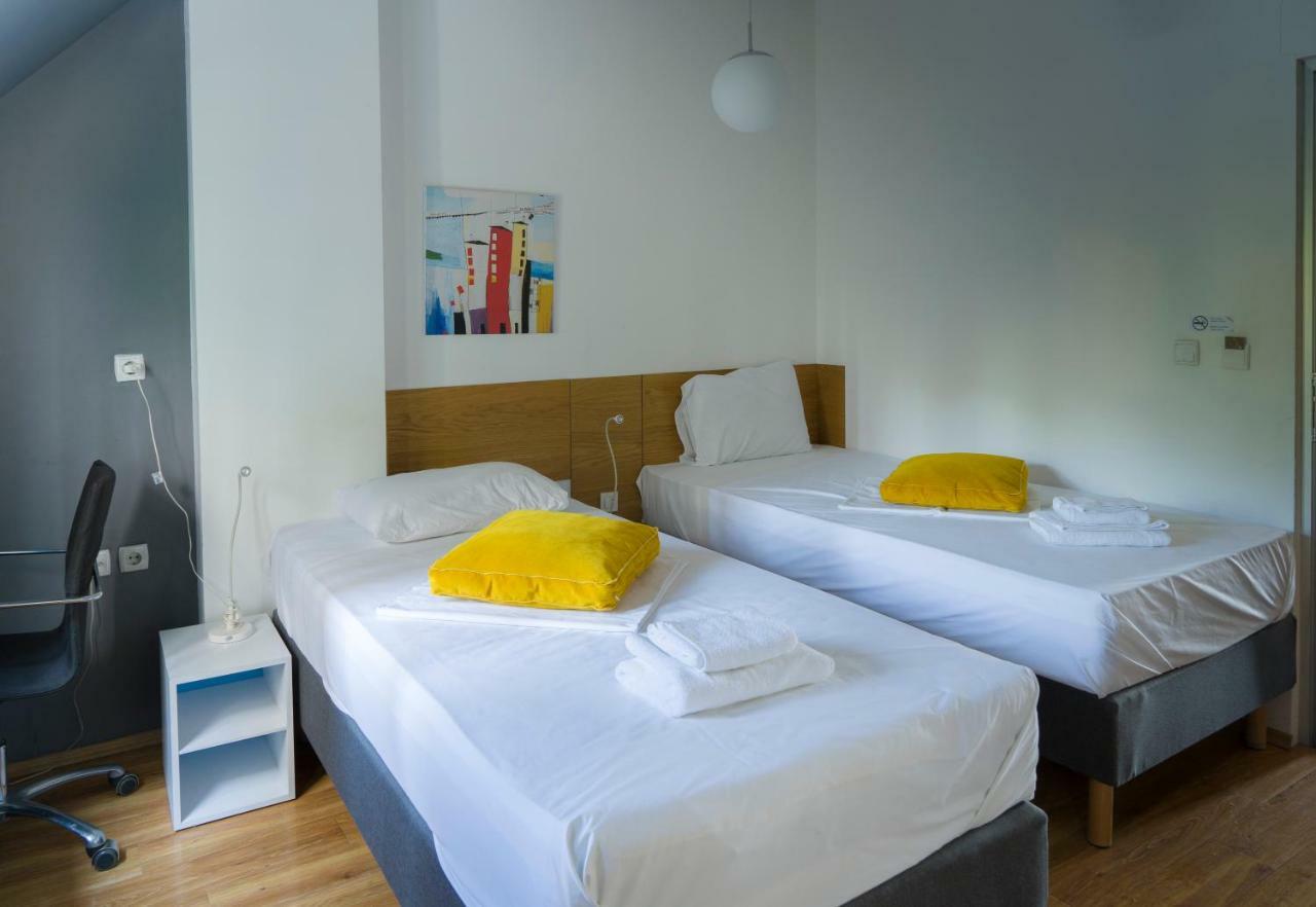 Transit Hotel Central Skopje Buitenkant foto